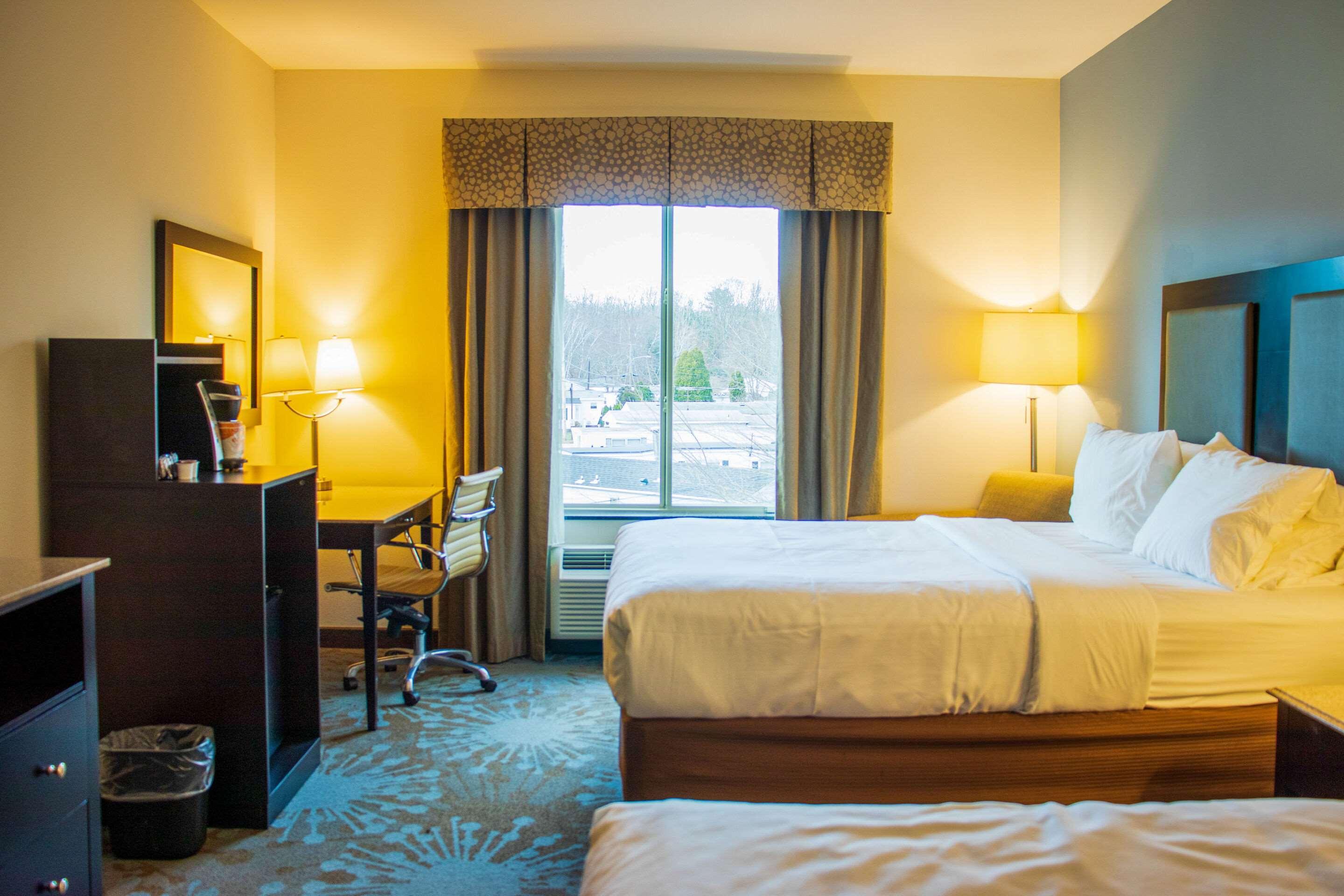 Comfort Inn & Suites Plainville-Foxboro 외부 사진